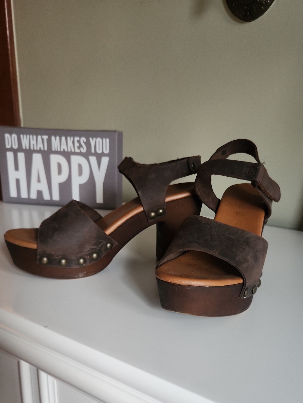Women’s Brown Leather Platform Sandals - Stylish Open-Toe Heels